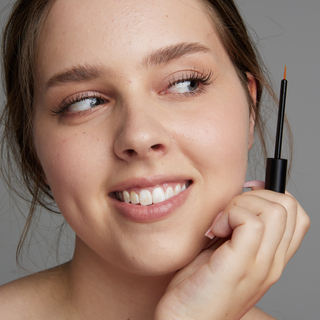 @annixashley Wimpern- & Brauen-Kit