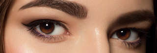 Wimpern tuschen - Welche Wimperntusche ist die Richtige?